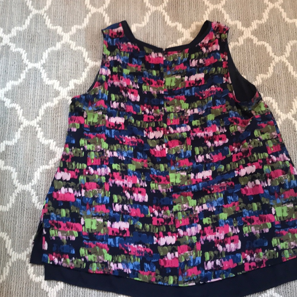 Colorful blouse! - Picture 3 of 3